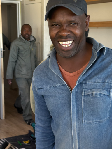 One of the skilled local craftsmen who helped transform MBIZI lagoon house, Hermanus